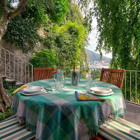 Tobia Lake View Daire Como
