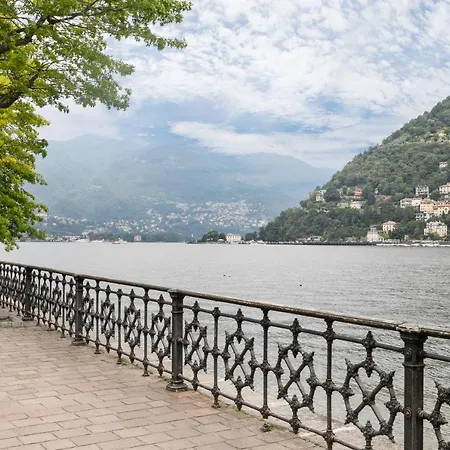 Tobia Lake View * Como